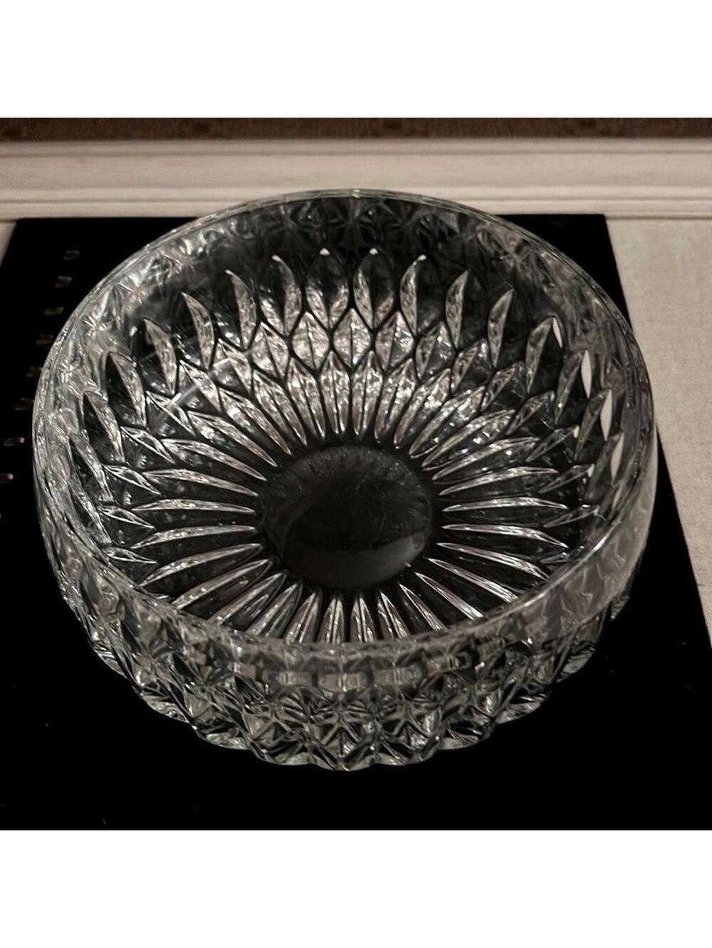 Vintage Avitra Williamsburg 8" round bowl heavy crystal